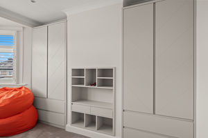 Photo 24- click for photo gallery